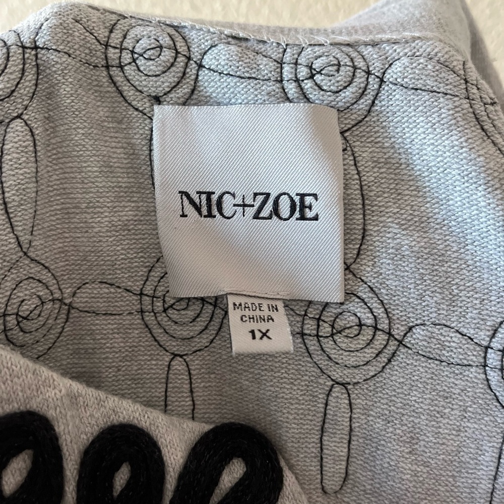 NIC+ZOE Black and White Grid-Embroidered Open Cardigan - Picture 6 of 7